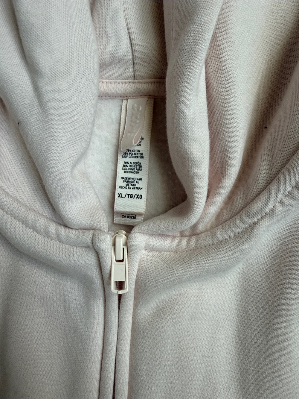 SKIMS Pale Blush Zip Hoodie and Shorts Set - Picture 4 of 4